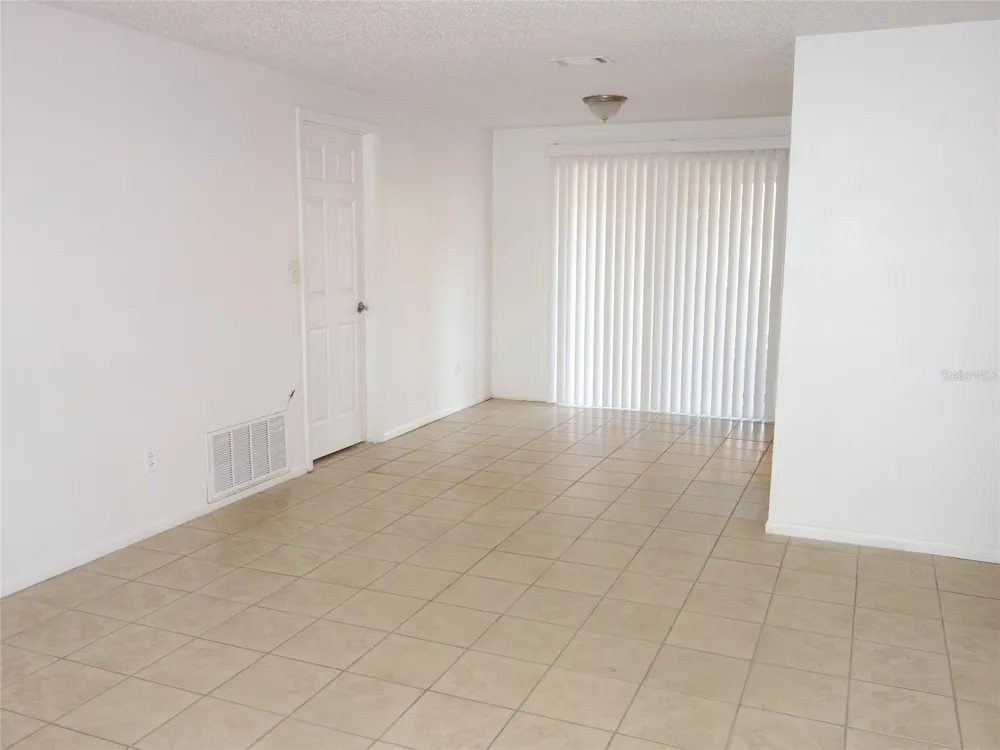 1407 COPPERTREE DRIVE Tarpon Springs, FL 34689