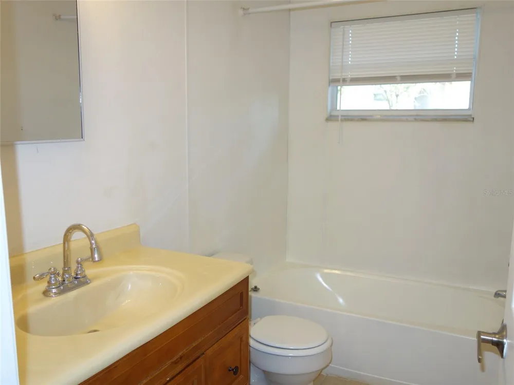 1407 COPPERTREE DRIVE Tarpon Springs, FL 34689
