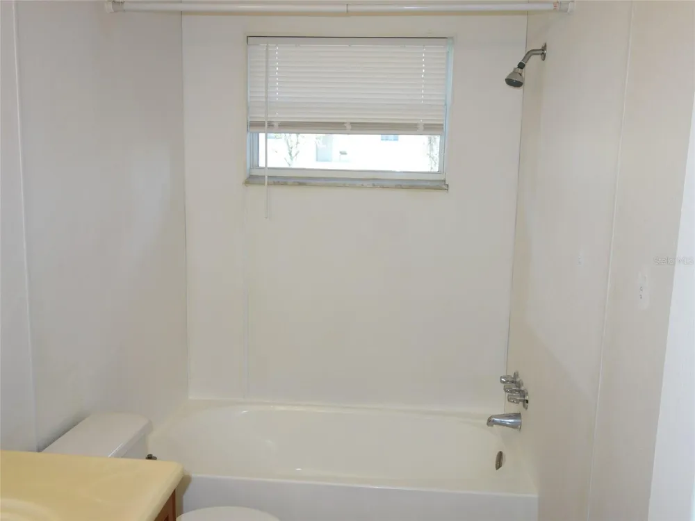 1407 COPPERTREE DRIVE Tarpon Springs, FL 34689