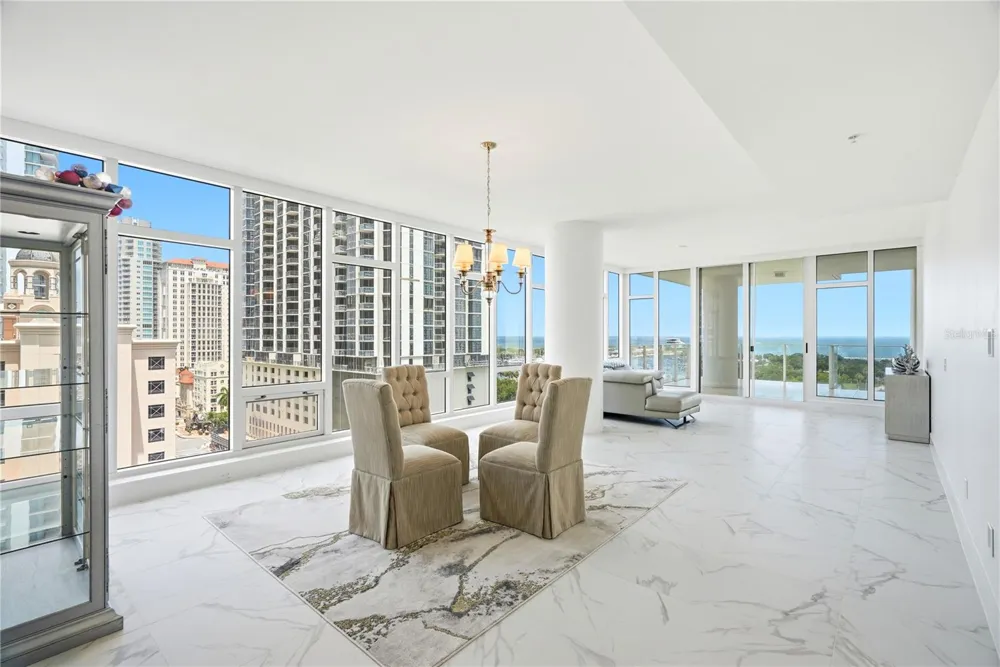 175 1ST STREET S #1008 St Petersburg, FL 33701