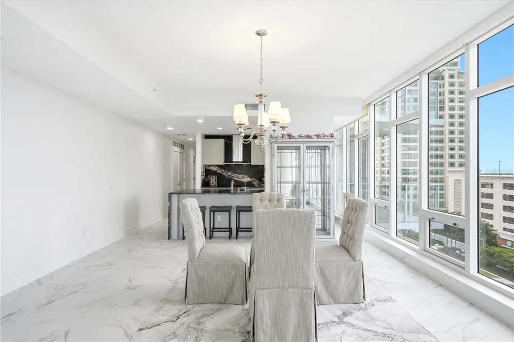 175 1ST STREET S #1008 St Petersburg, FL 33701