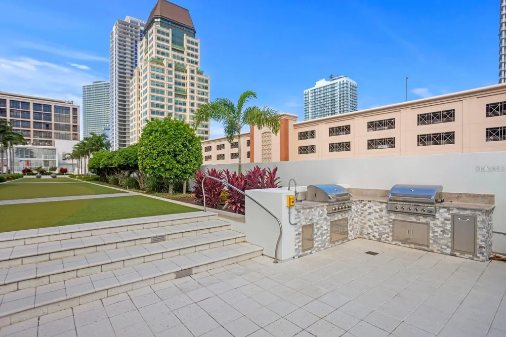 175 1ST STREET S #1008 St Petersburg, FL 33701