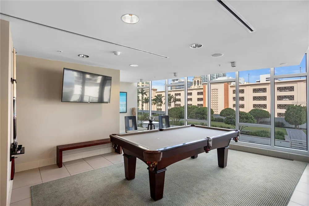 175 1ST STREET S #1008 St Petersburg, FL 33701