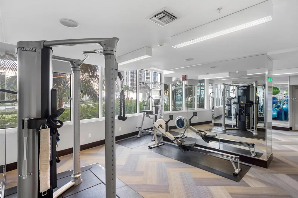 175 1ST STREET S #1008 St Petersburg, FL 33701