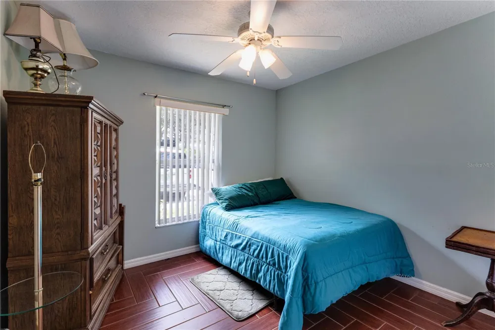 696 S GRAND HIGHWAY Clermont, FL 34711