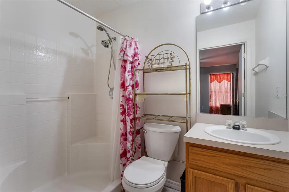 696 S GRAND HIGHWAY Clermont, FL 34711
