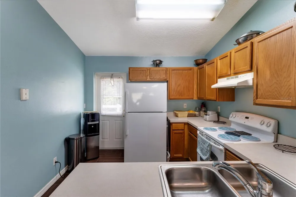 696 S GRAND HIGHWAY Clermont, FL 34711