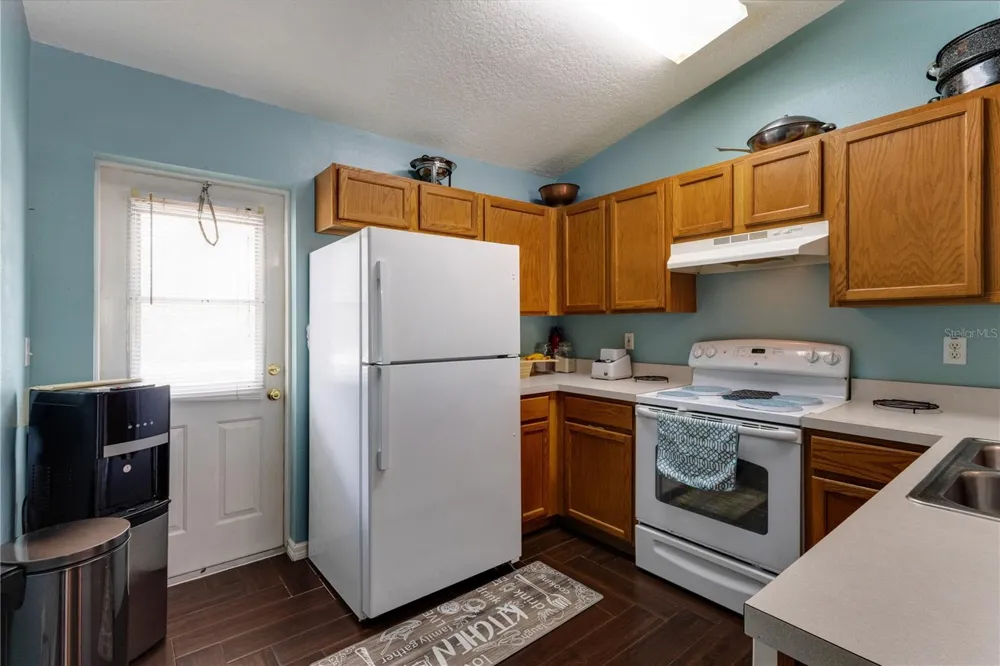 696 S GRAND HIGHWAY Clermont, FL 34711