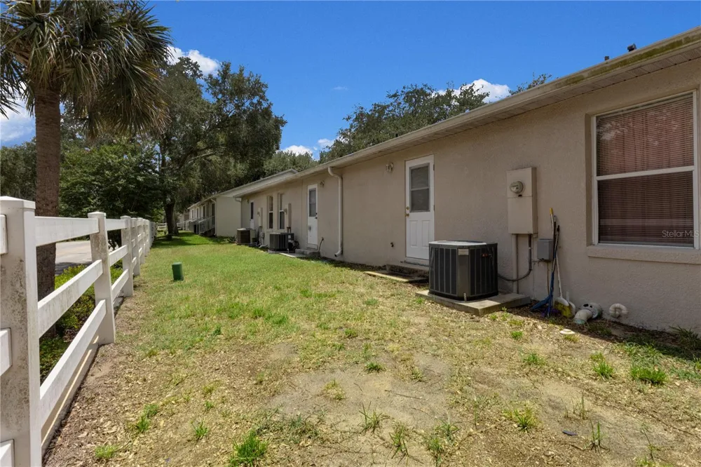 696 S GRAND HIGHWAY Clermont, FL 34711