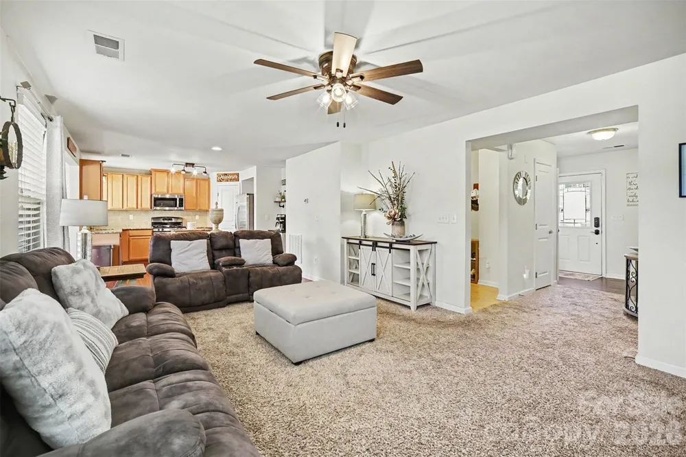 3696 English Garden Drive #20 Gastonia, NC 28056