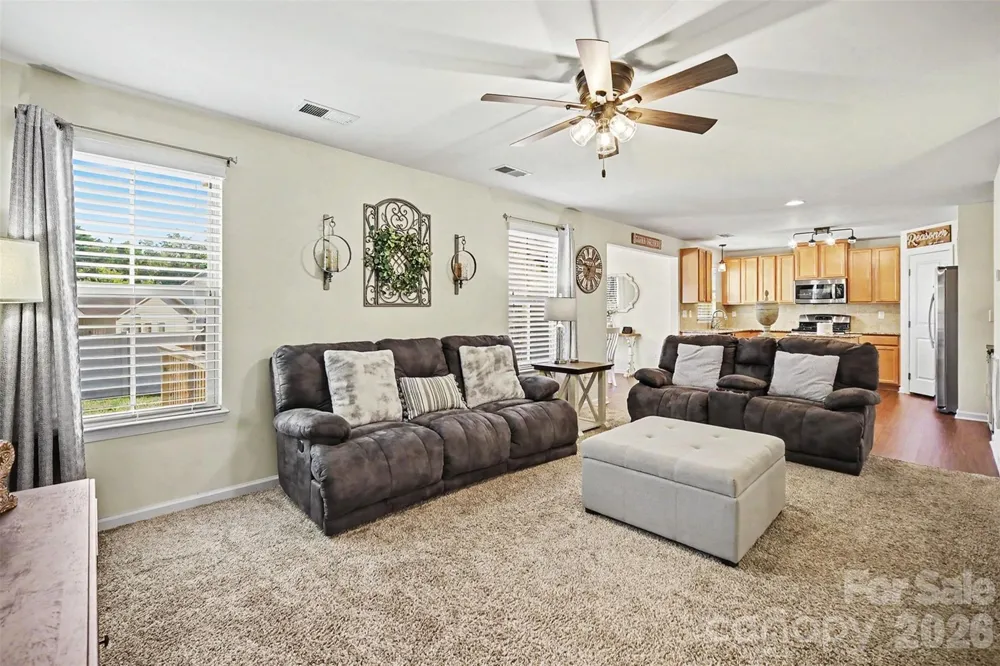 3696 English Garden Drive #20 Gastonia, NC 28056