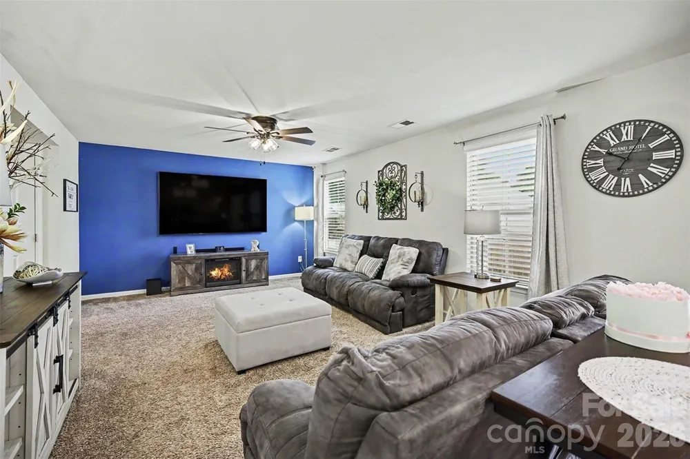 3696 English Garden Drive #20 Gastonia, NC 28056