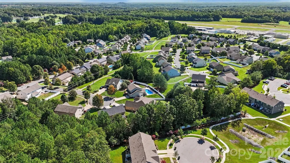 3696 English Garden Drive #20 Gastonia, NC 28056