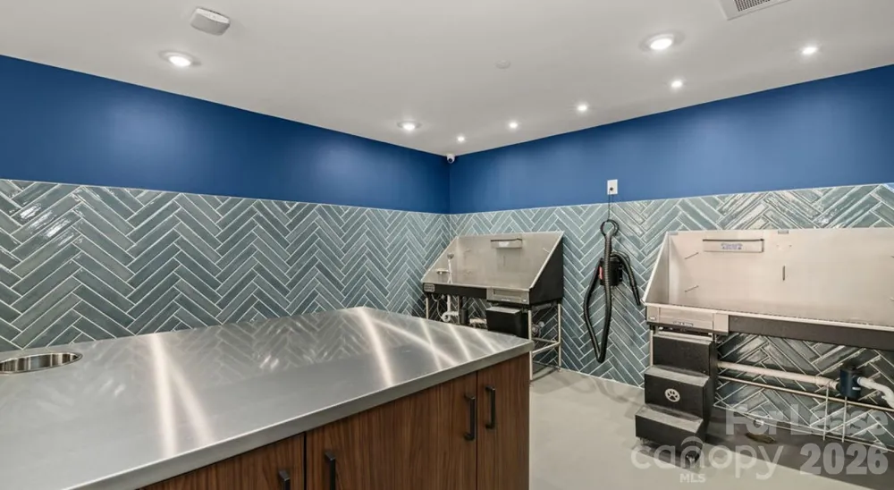 426 Tryon Street #C2.1s Charlotte, NC 28202