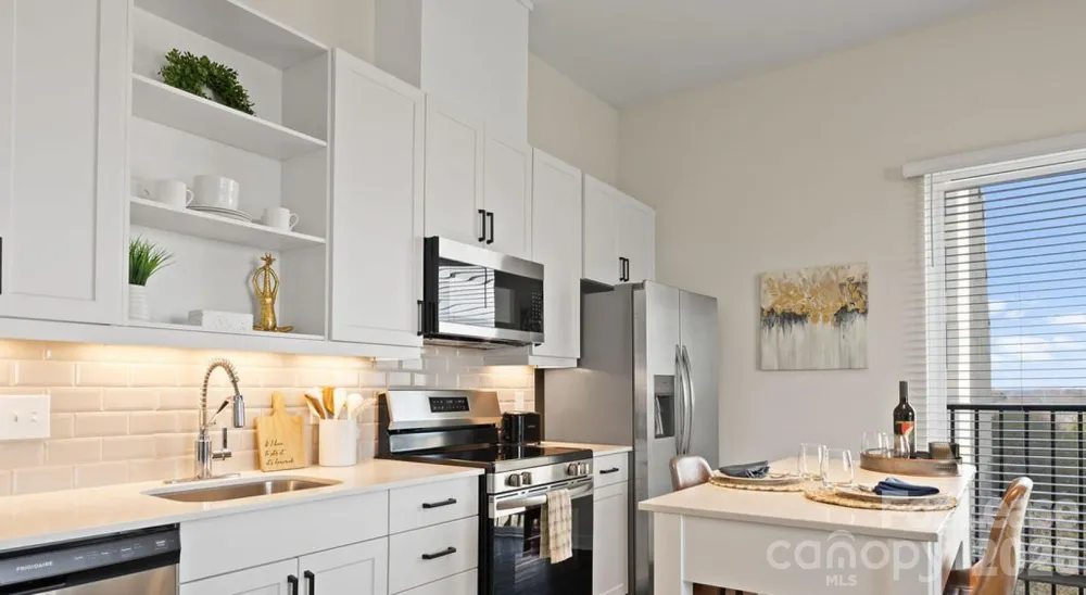 426 Tryon Street #C2.1s Charlotte, NC 28202