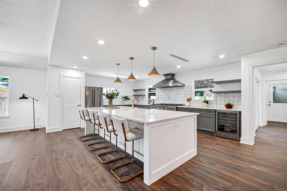 1338 Seaspray Court Houston, TX 77008
