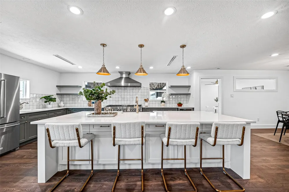 1338 Seaspray Court Houston, TX 77008