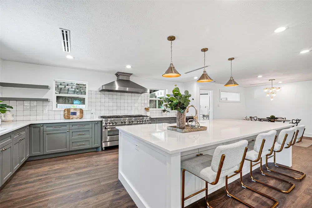 1338 Seaspray Court Houston, TX 77008