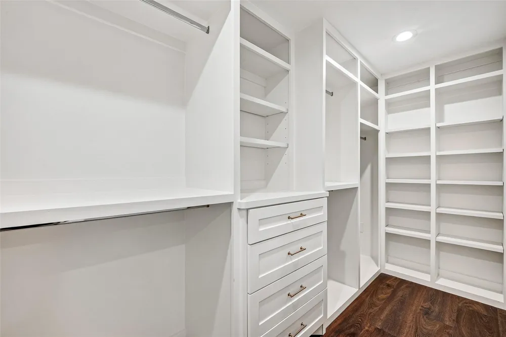 1338 Seaspray Court Houston, TX 77008