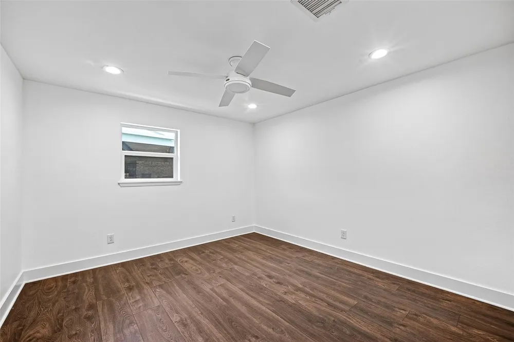 1338 Seaspray Court Houston, TX 77008