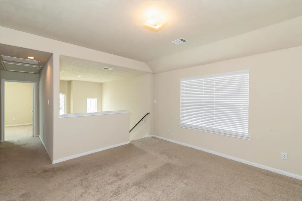 9522 Yellow Rose Drive Texas City, TX 77591