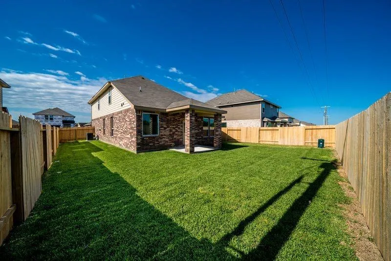 9522 Yellow Rose Drive Texas City, TX 77591