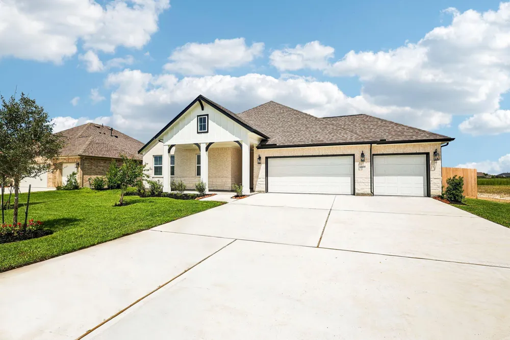 12822 Old Fashion Circle Mont Belvieu, TX 77535