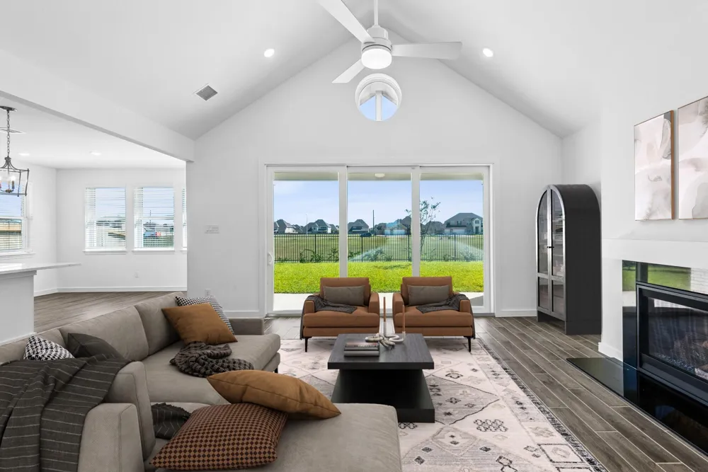 12822 Old Fashion Circle Mont Belvieu, TX 77535