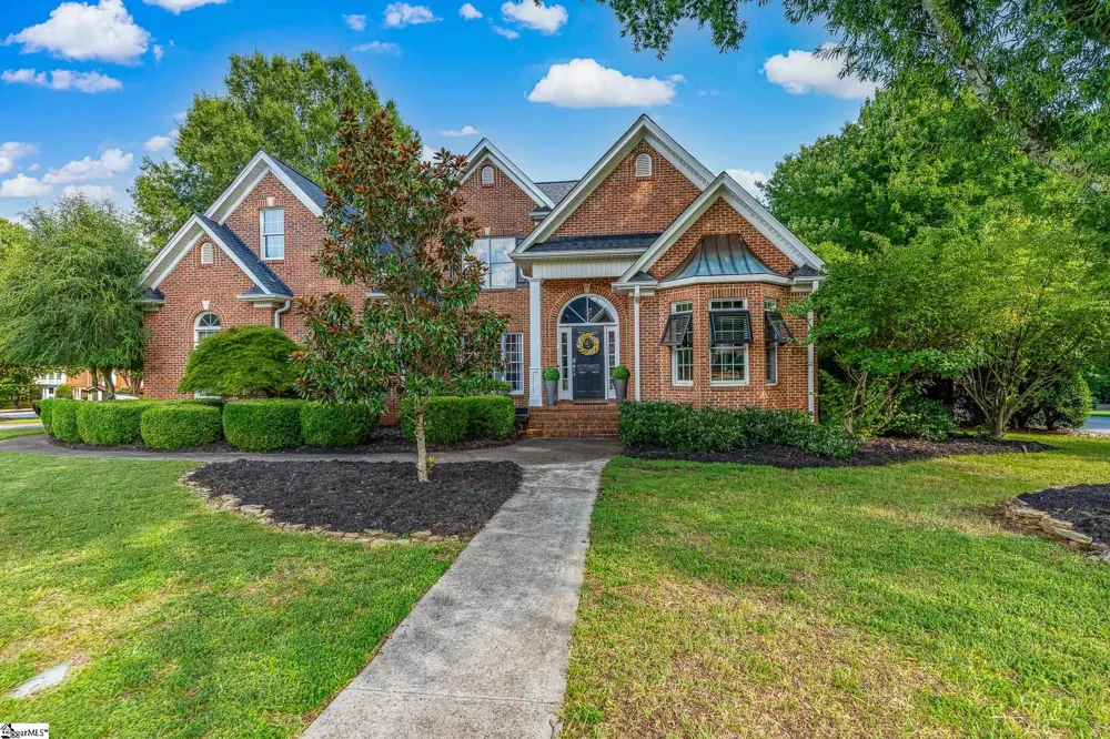 201 Huddersfield Drive Simpsonville, SC 29681