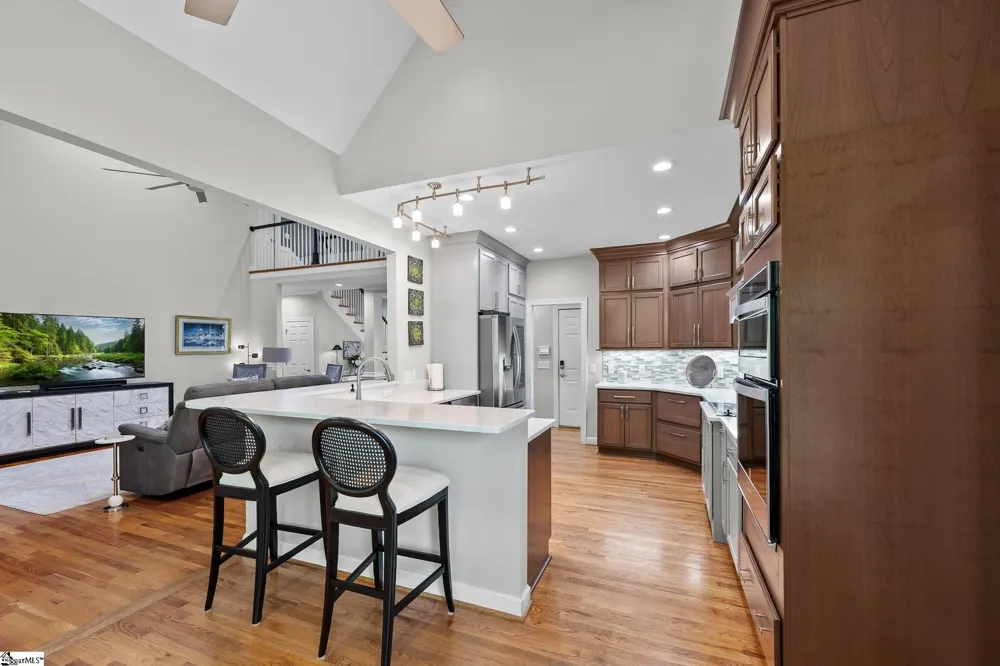 201 Huddersfield Drive Simpsonville, SC 29681