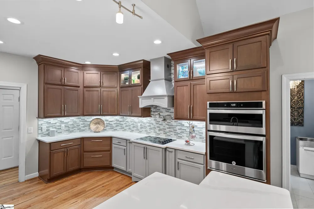 201 Huddersfield Drive Simpsonville, SC 29681