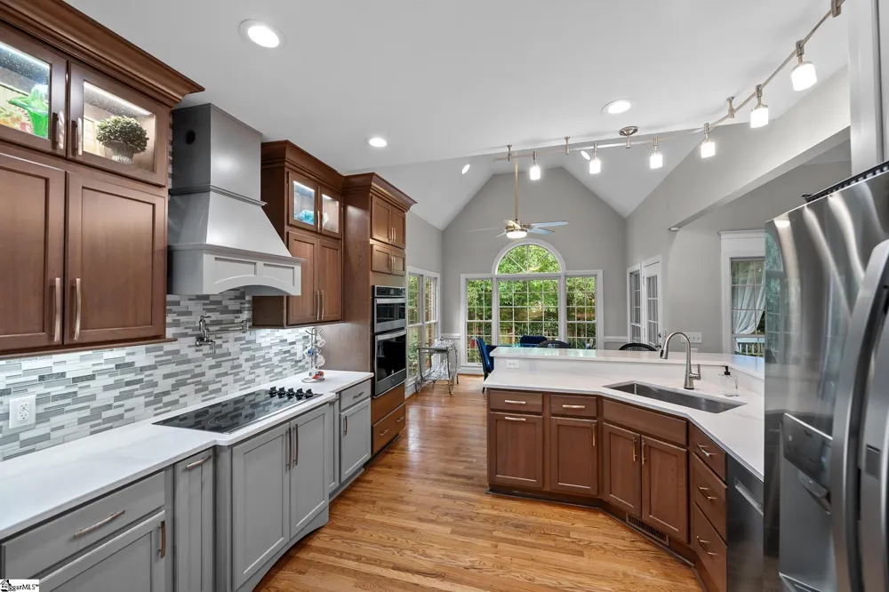 201 Huddersfield Drive Simpsonville, SC 29681