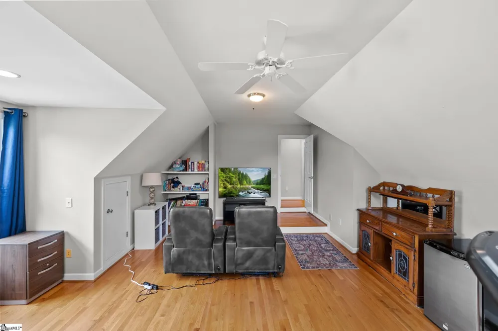 201 Huddersfield Drive Simpsonville, SC 29681