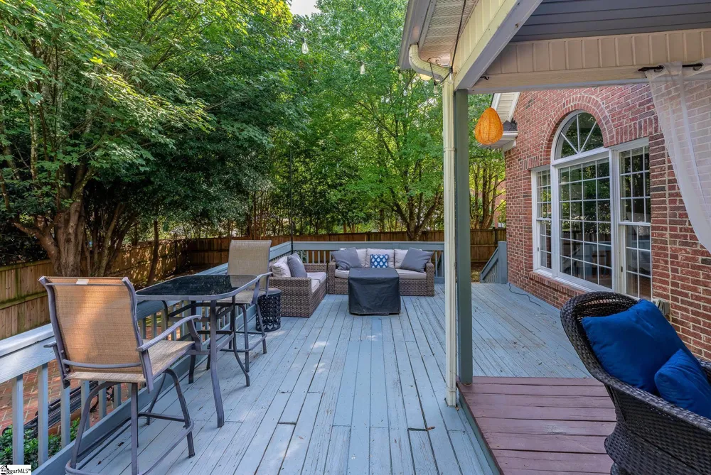 201 Huddersfield Drive Simpsonville, SC 29681