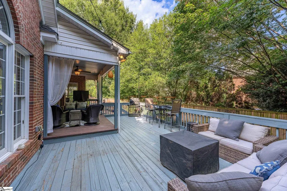 201 Huddersfield Drive Simpsonville, SC 29681