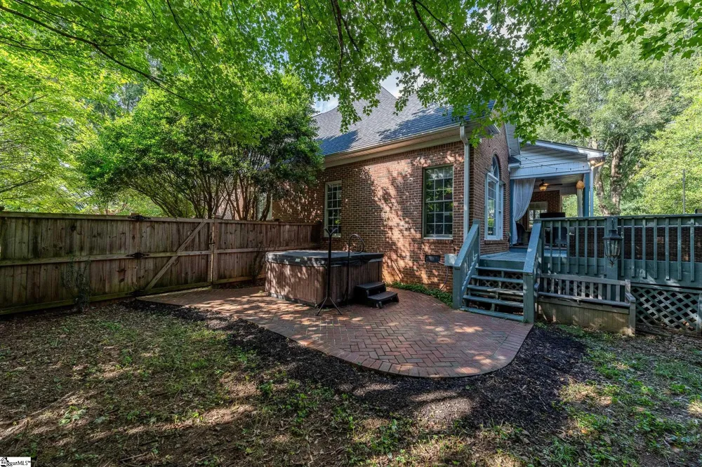 201 Huddersfield Drive Simpsonville, SC 29681