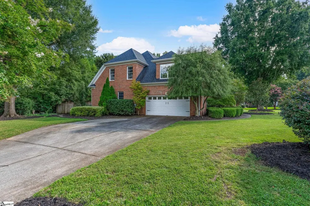 201 Huddersfield Drive Simpsonville, SC 29681