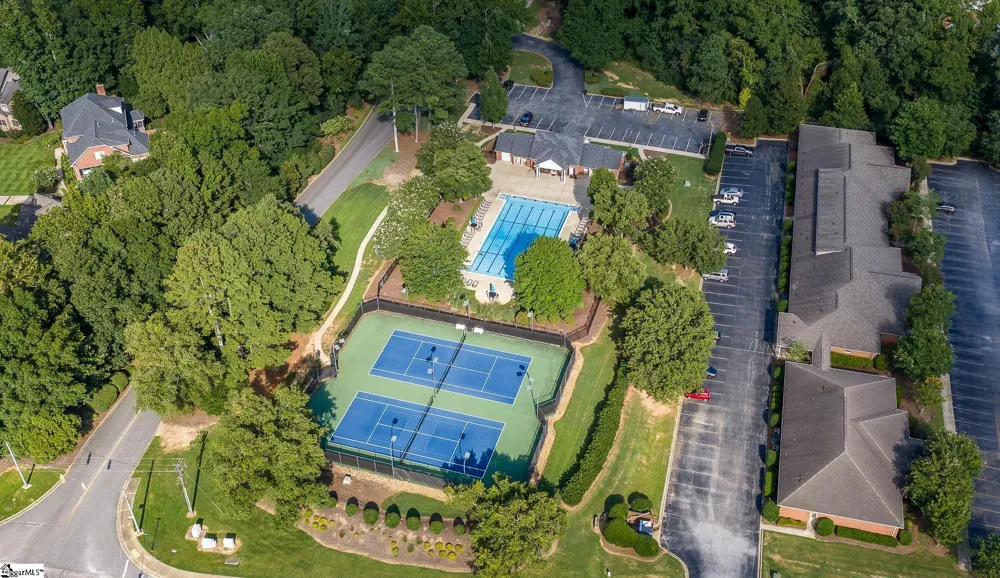 201 Huddersfield Drive Simpsonville, SC 29681
