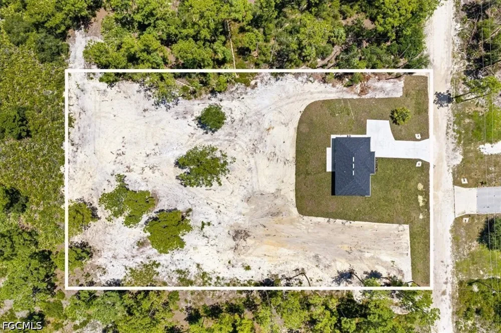 19th Terrace Labelle, FL 33935