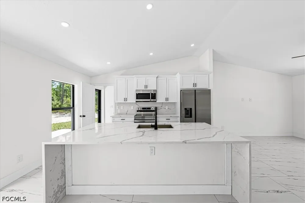 19th Terrace Labelle, FL 33935
