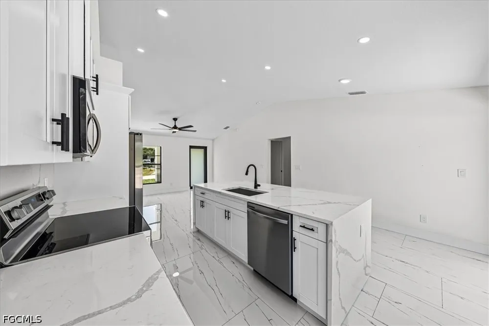 19th Terrace Labelle, FL 33935
