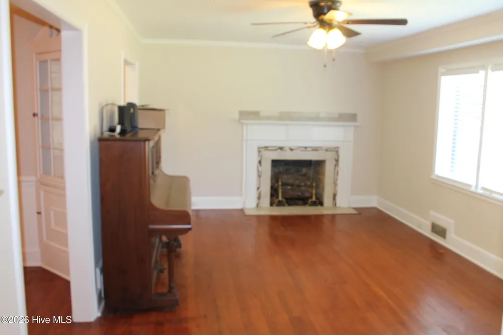 227 E College Street Whiteville, NC 28472