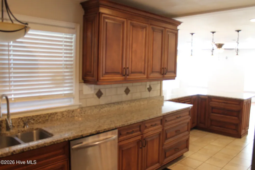 227 E College Street Whiteville, NC 28472