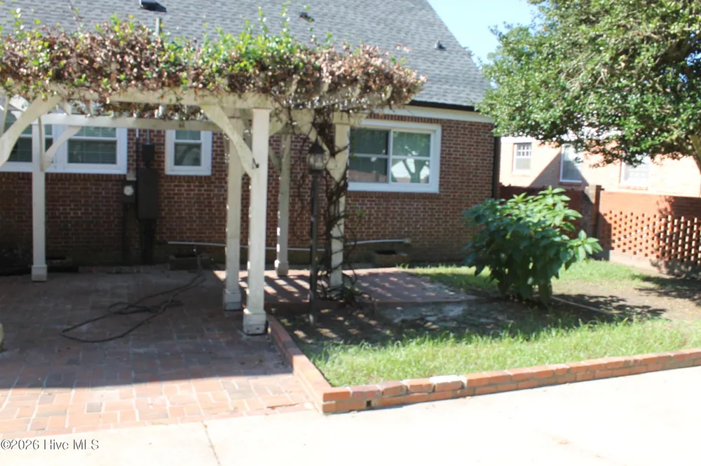 227 E College Street Whiteville, NC 28472