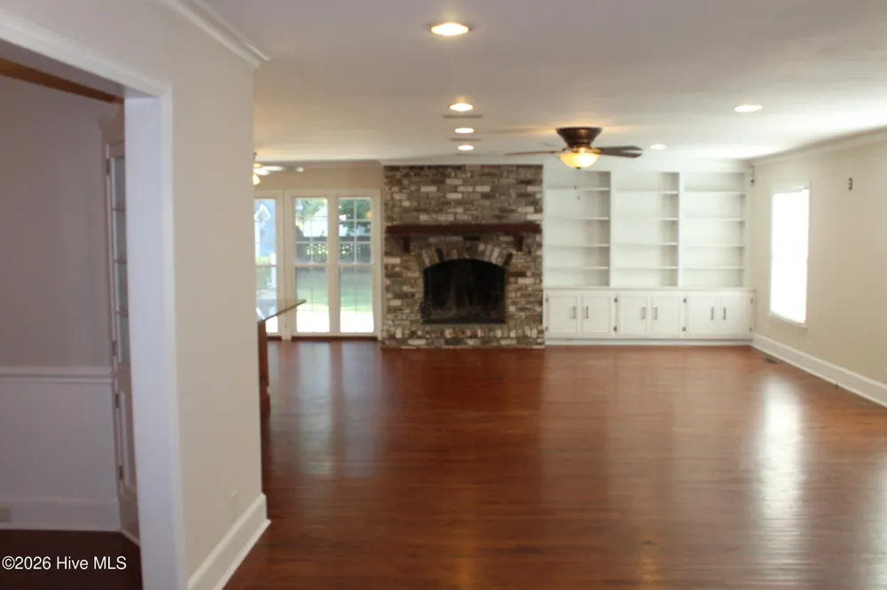 227 E College Street Whiteville, NC 28472