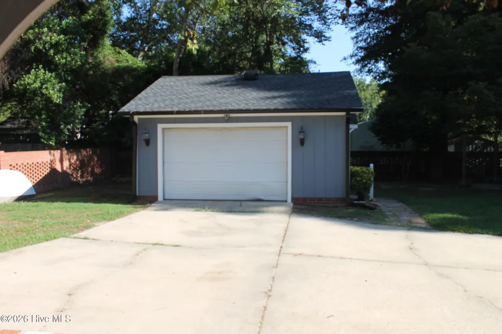227 E College Street Whiteville, NC 28472