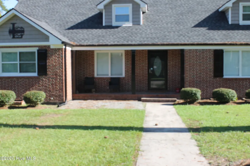 227 E College Street Whiteville, NC 28472