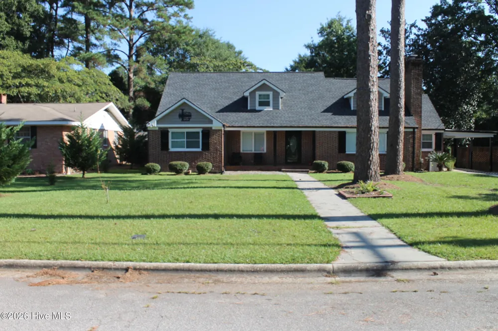 227 E College Street Whiteville, NC 28472