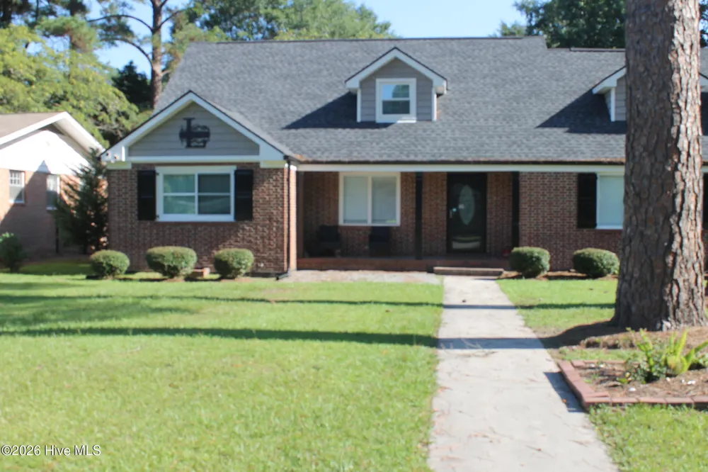 227 E College Street Whiteville, NC 28472