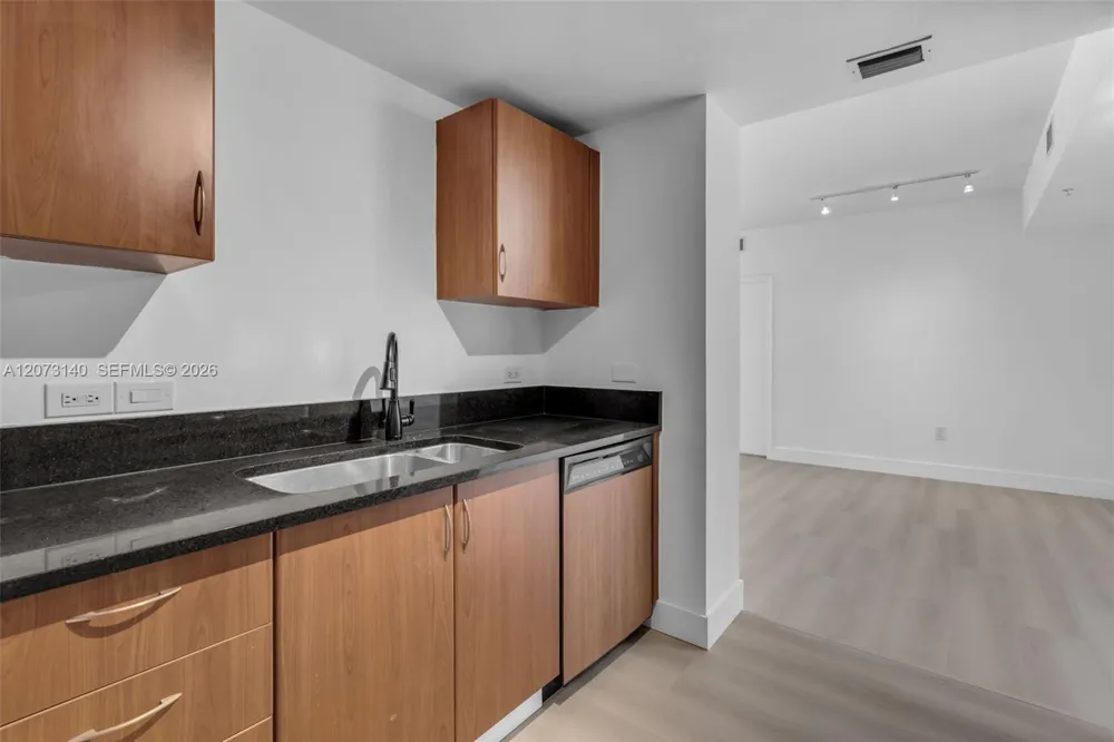 18800 NE 29th Ave #LP1022 Aventura, FL 33180